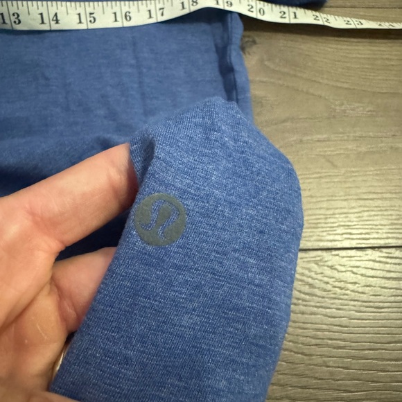 Lululemon Men's Blue T-Shirt Short Sleeve Size XL - Picture 3 of 5